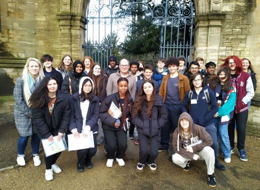 Group photo   preparation day Trinity College, Oxford